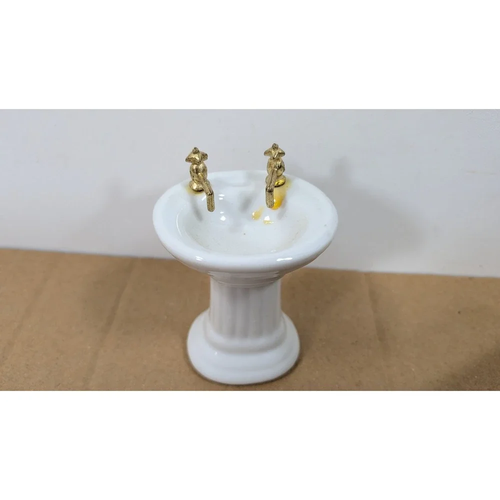 Vintage Ceramic White Bathroom Fixtures 1:12 Scale Dollhouse Miniature Furniture
